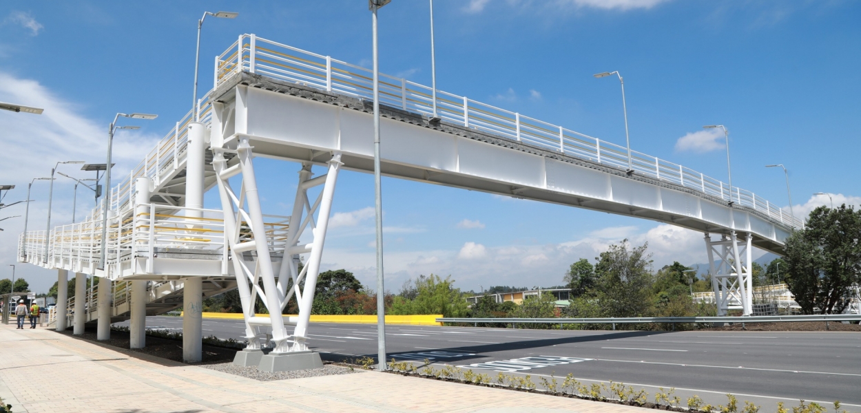 Concesión Vial Accenorte Izaje de Puentes